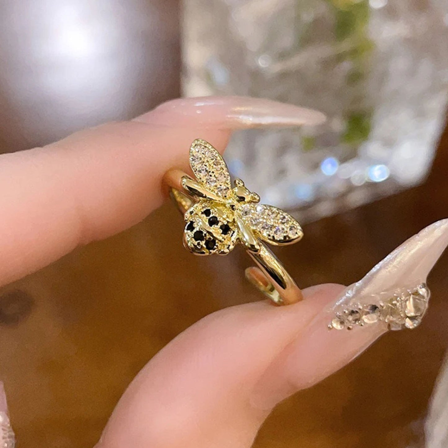 Bee Zirconia Ring